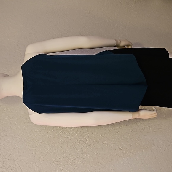 3/$30 FIRST LOVE Blue Necklace Assymetric V-Neck Sleeveless Camisole Slip Blouse - Picture 7 of 9